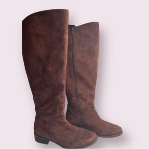 Le Pepe Italian womens Brown suede to the knee boots buckles Size 7 Plum Color